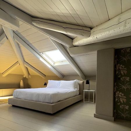 Luxury Langhe Loft Apartment La Morra Bagian luar foto