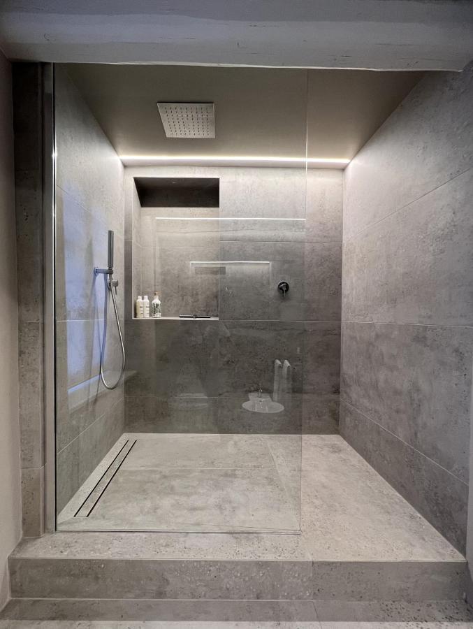 Luxury Langhe Loft Apartment La Morra Bagian luar foto