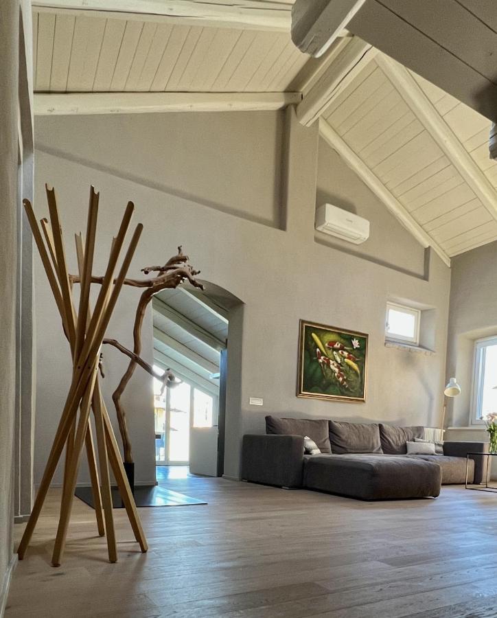Luxury Langhe Loft Apartment La Morra Bagian luar foto